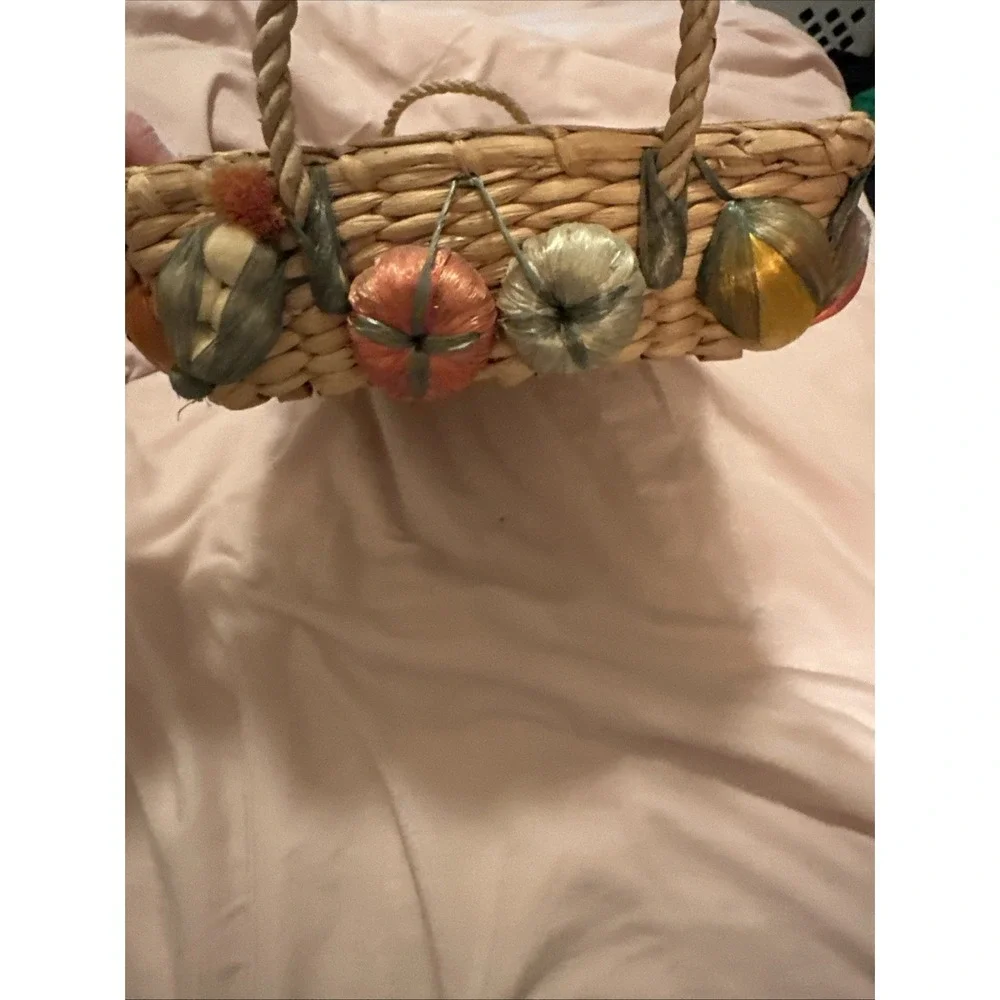 VTG 9x13 Raffia Casserole Dish Carrier Basket w Handles &  Raised Veggies